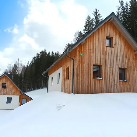 Chaloupka U Lesa 264 By Interhome * Smrzovka